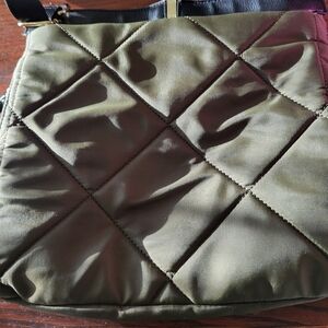 Tutilo crossbody purse